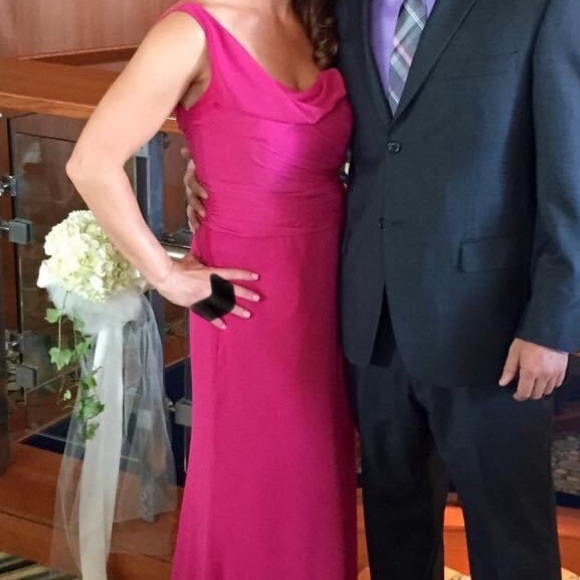 Bridesmaid / prom / event fuchsia chiffon dress - Picture 8 of 8